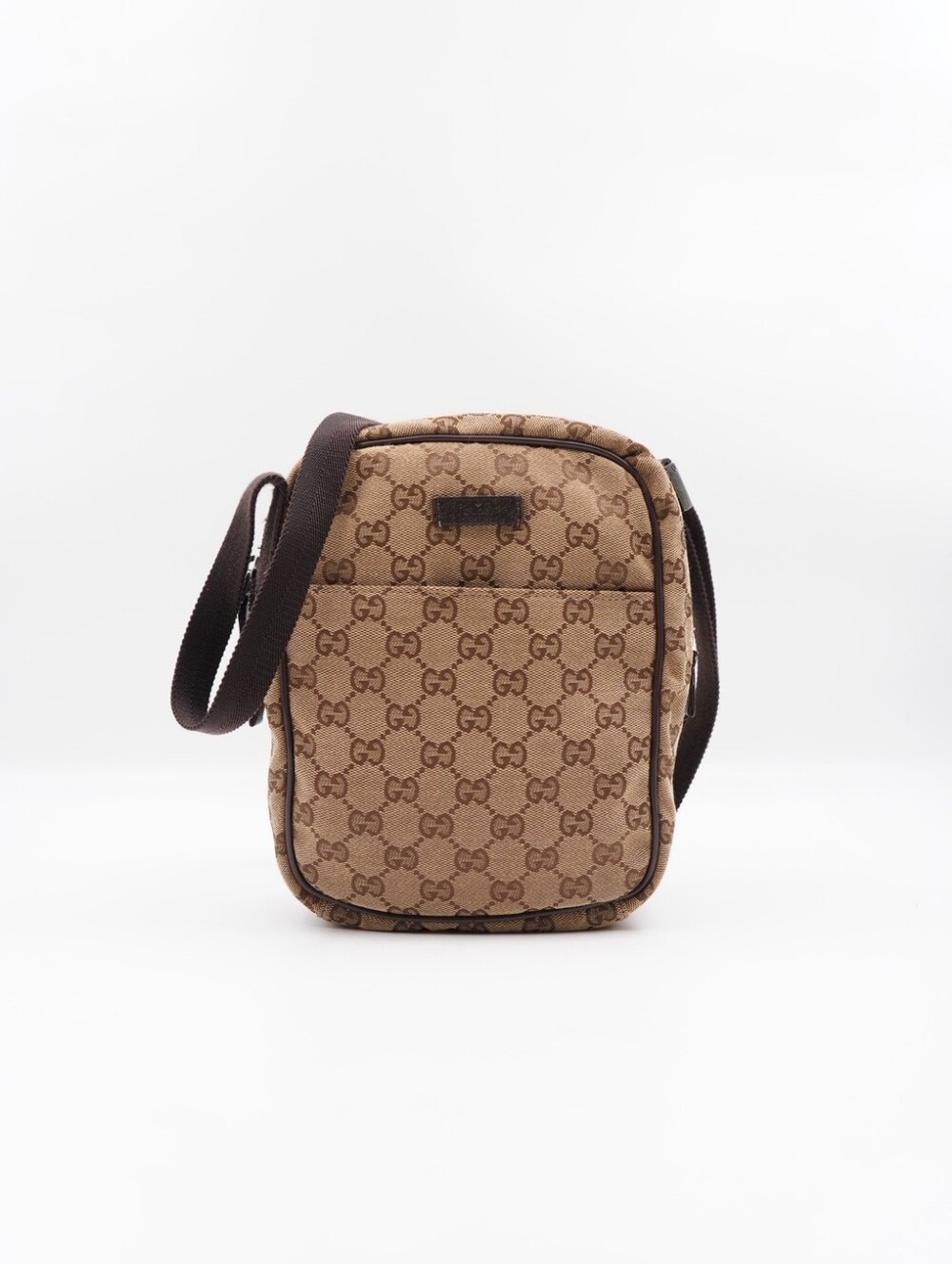 CM64 💗 Gucci GG Monogram Canvas Crossbody bag